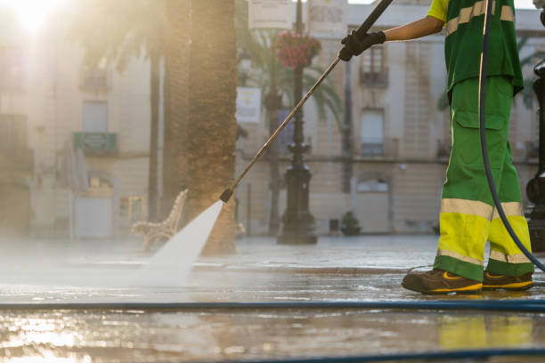 Best Factory Floor Cleaning  in Lakeland Highlands, FL